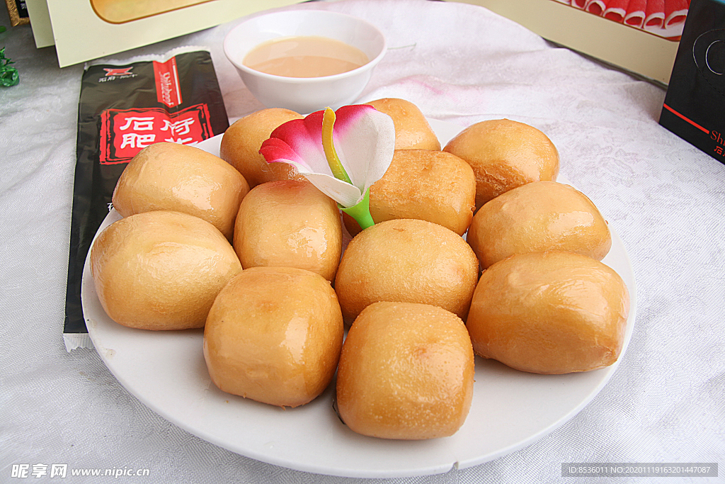 馒头饽饽窝窝头