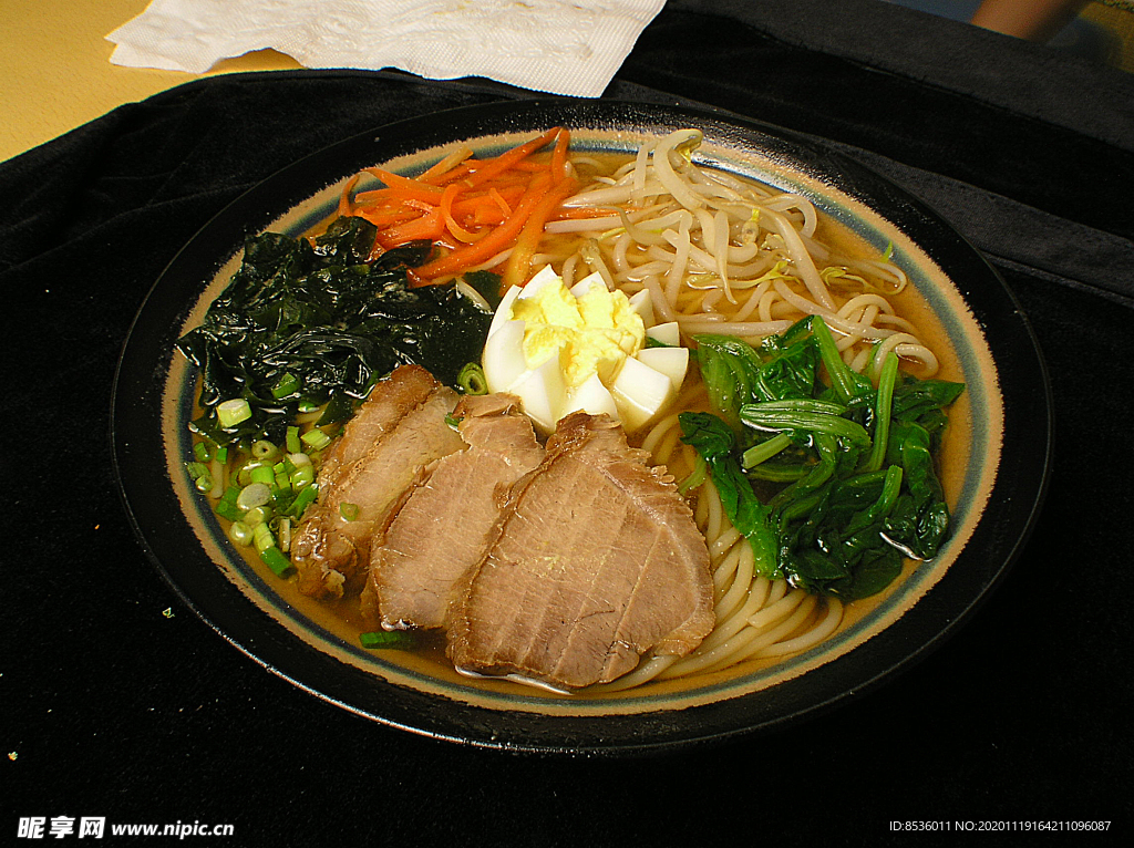 酱油拉面