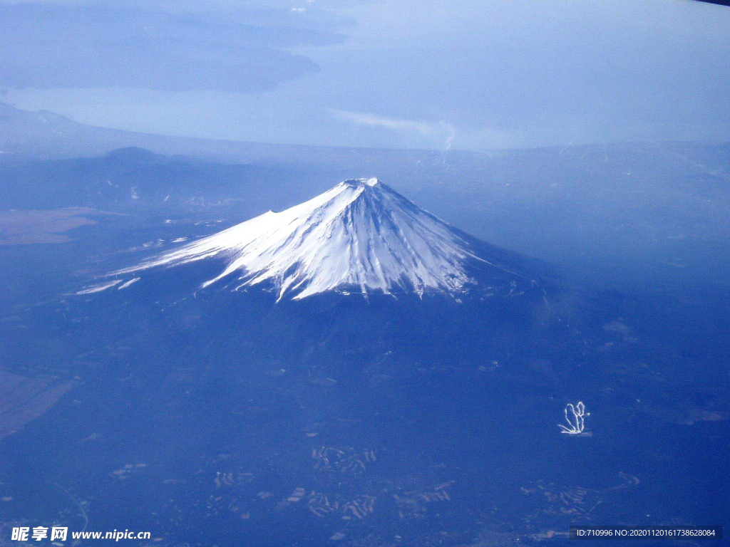 航拍富士山