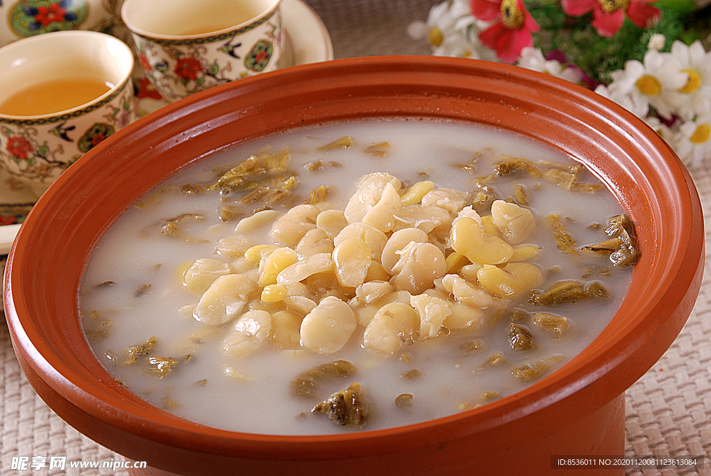 酸菜胡豆瓣汤