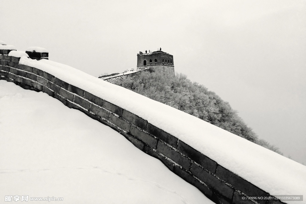 雪中长城