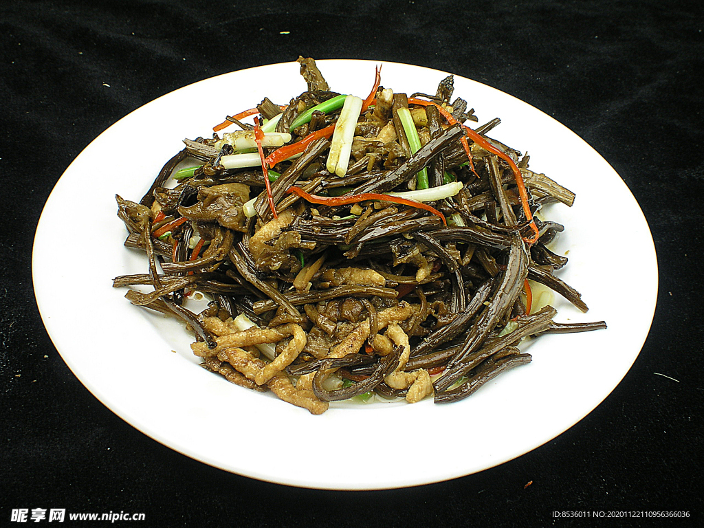 茶树菇炒肉丝