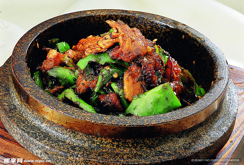 石锅擂椒扣肉