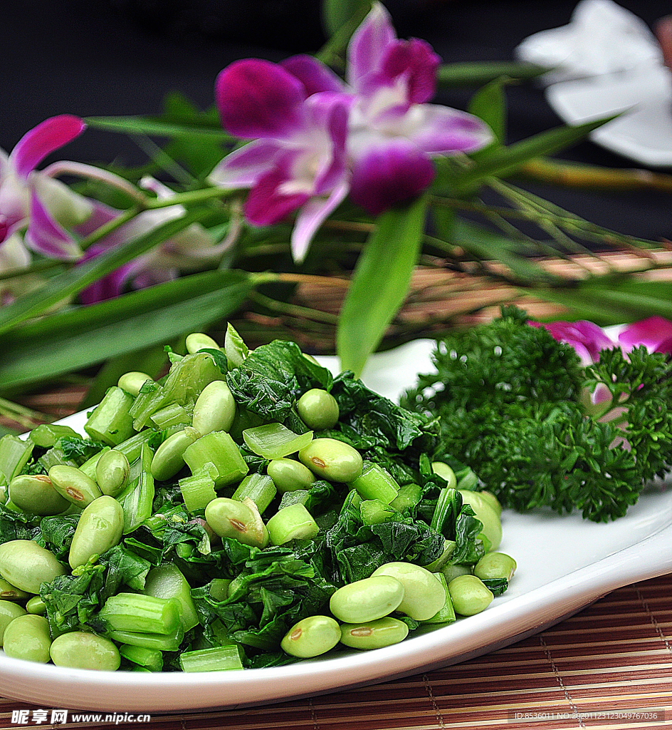 冷拼毛豆冲菜毛豆