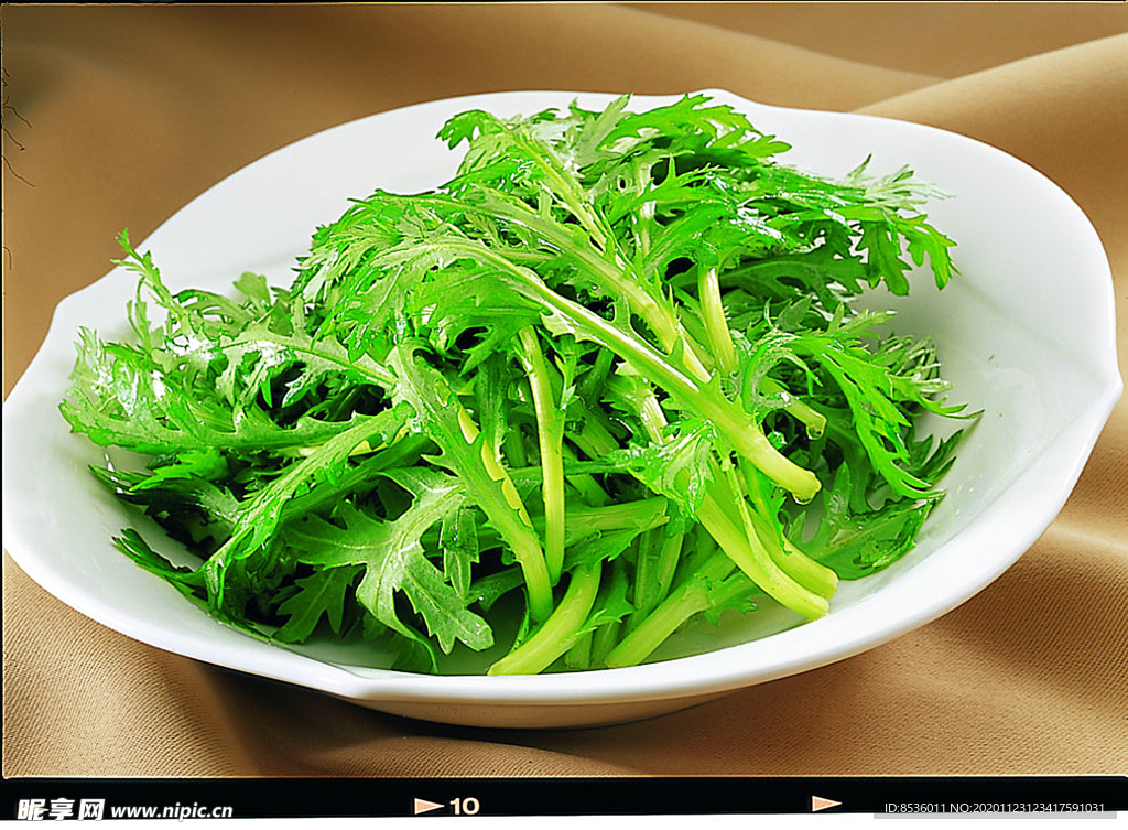 冷拼生拌茼蒿