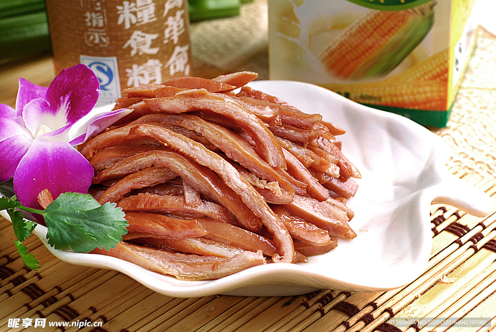 拼盘开味菜卤小肚