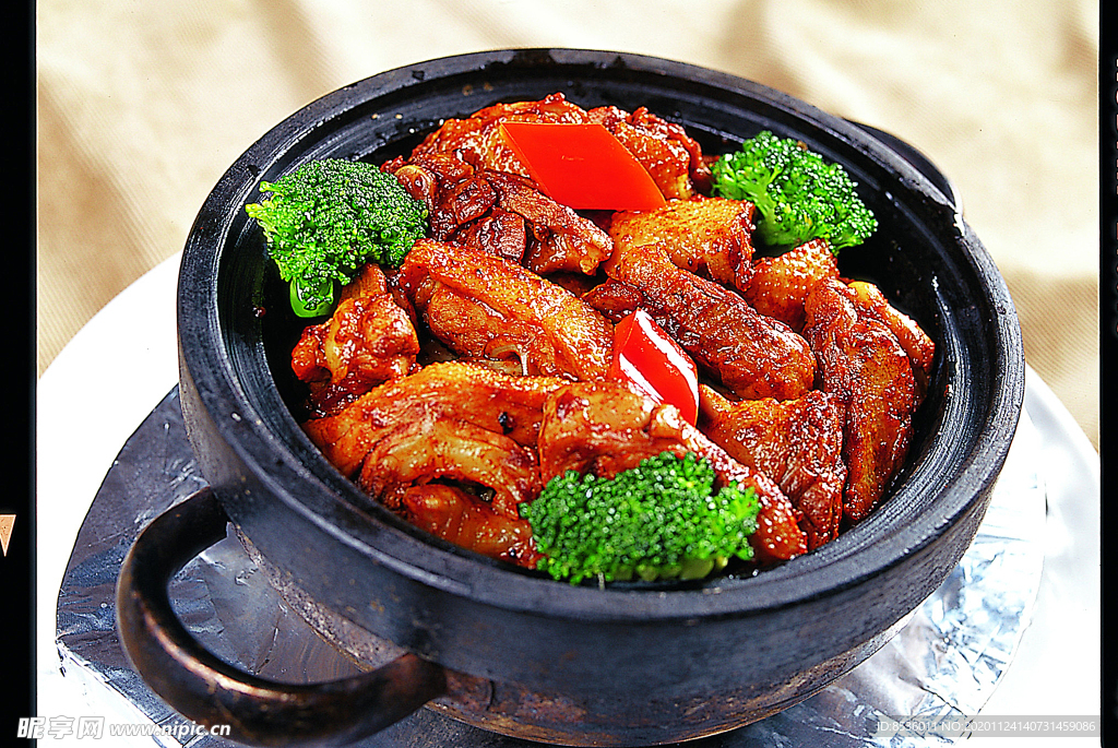 特色石烧鸭