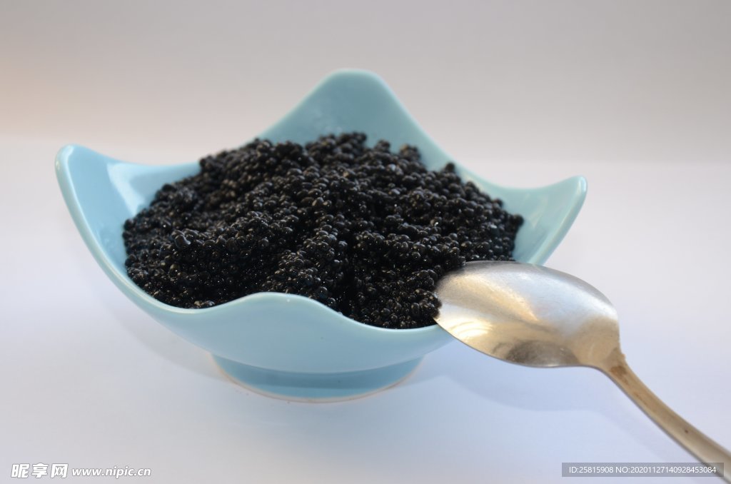 鱼子酱