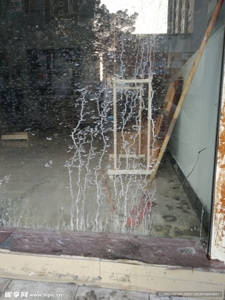 裂纹