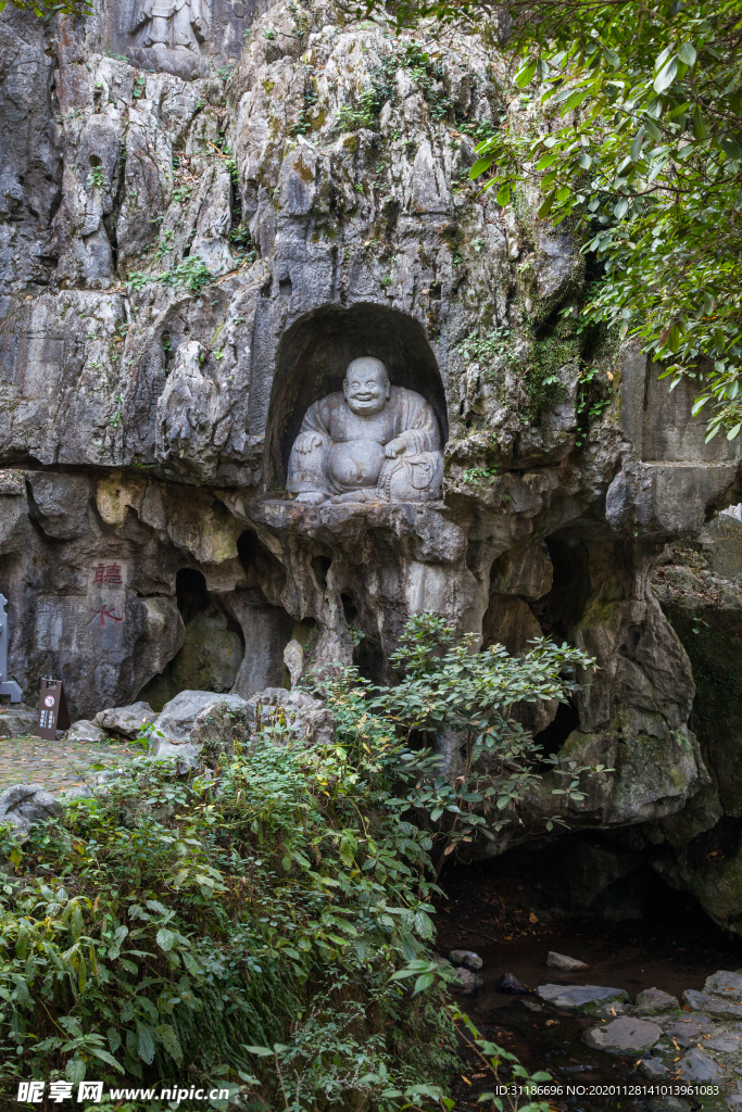 飞来峰造像