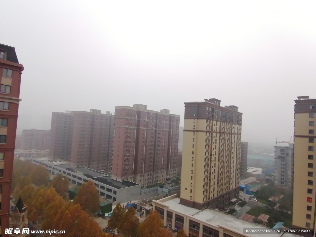 下雨天素材