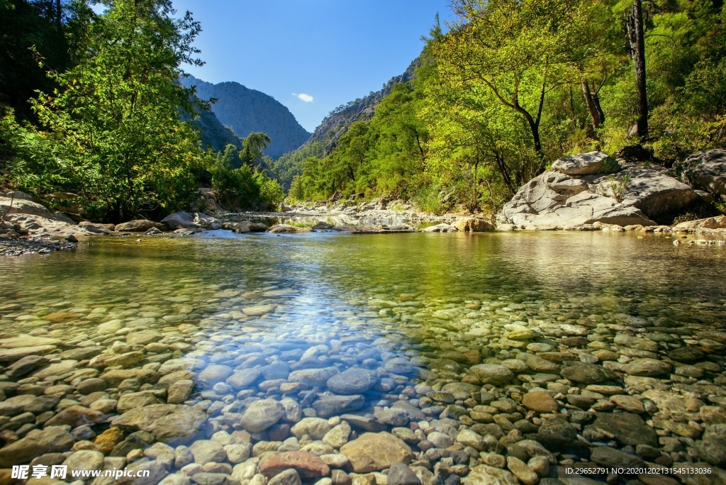 江河溪流