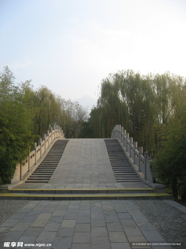 石桥