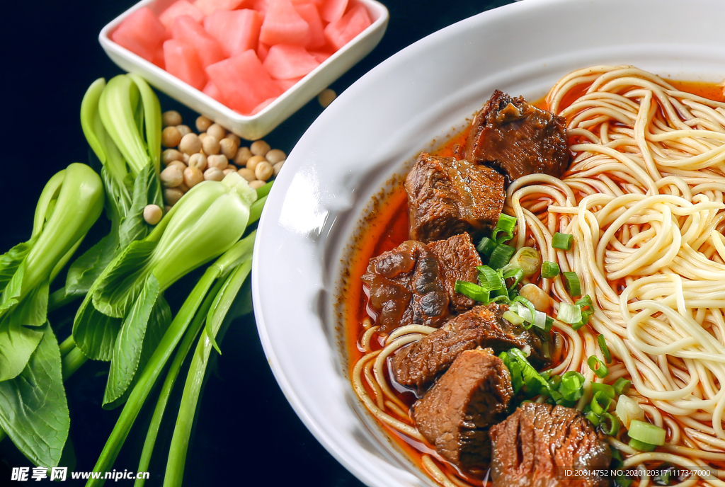 美食牛肉拉面