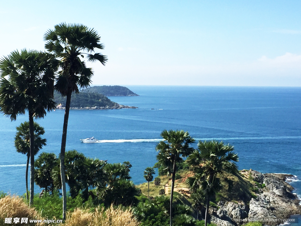 海边沙滩风景