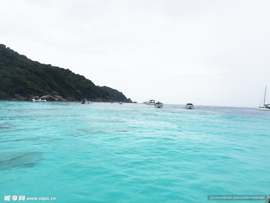 海边沙滩风景