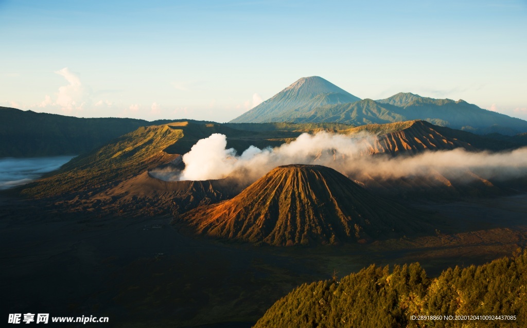 山脉山峰