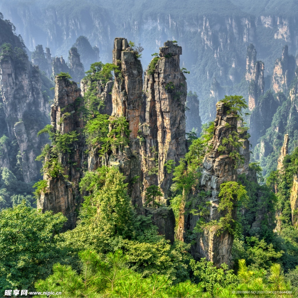 山脉山峰