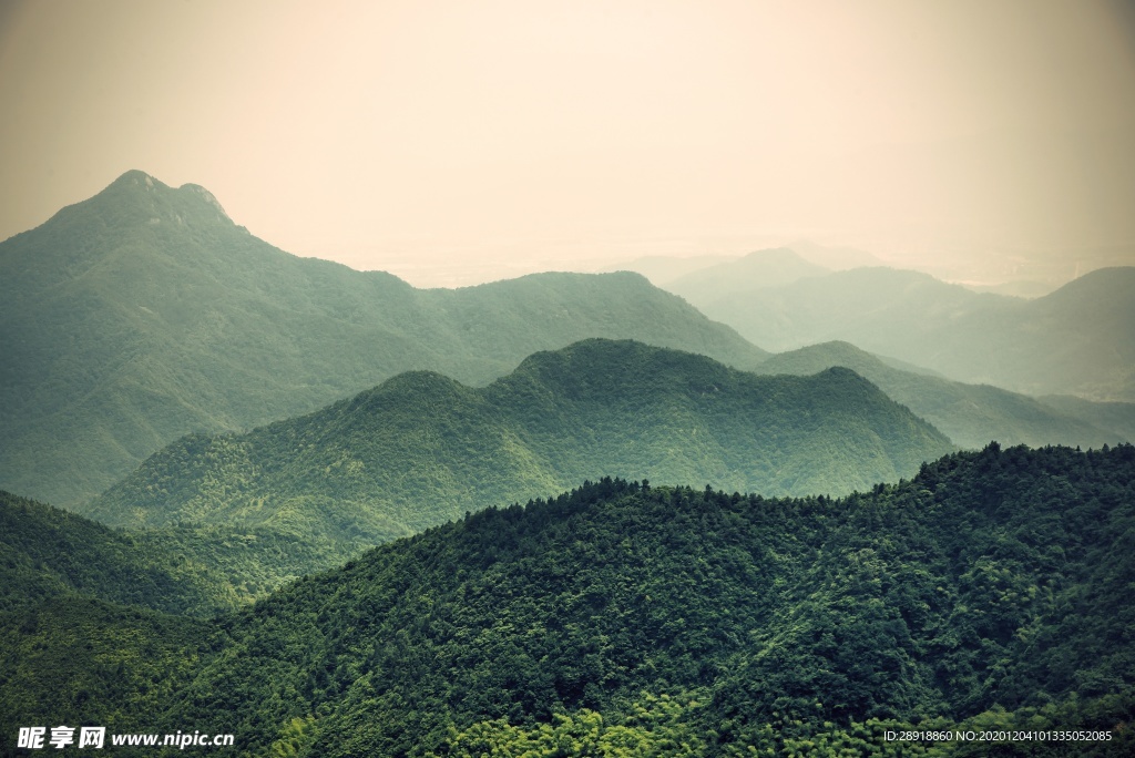 山脉山峰