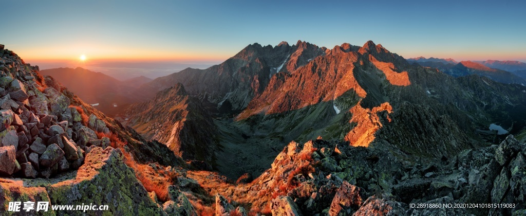 山脉山峰