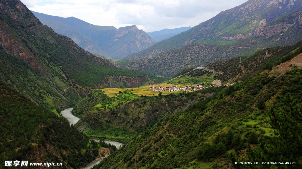 山脉山峰