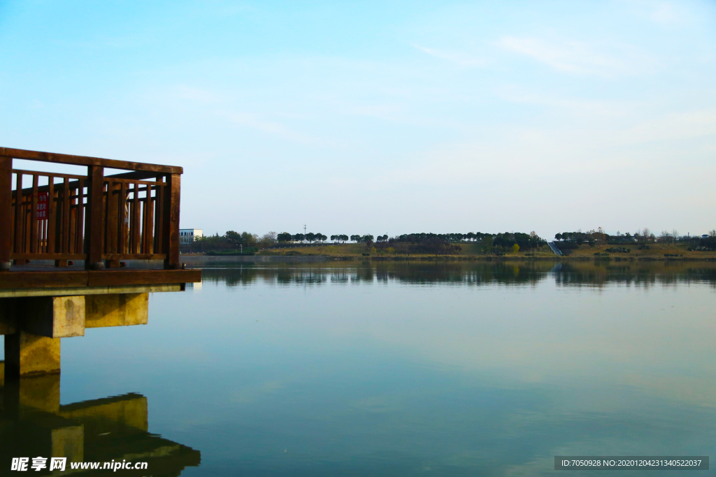 河岸