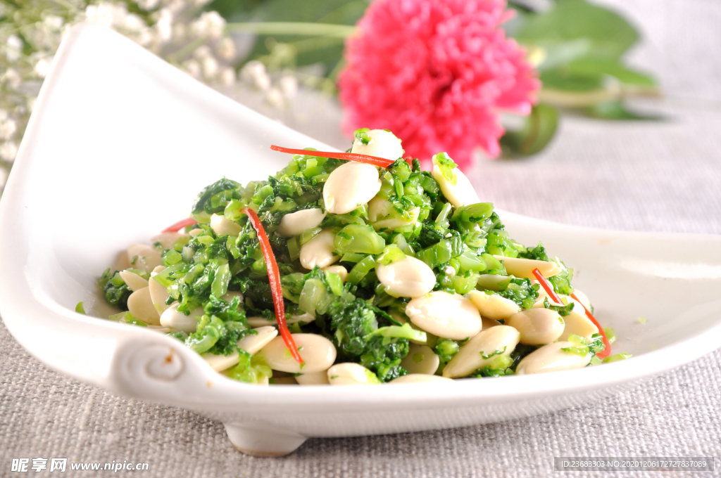 蔬菜拌大杏仁美食图片