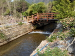 河流