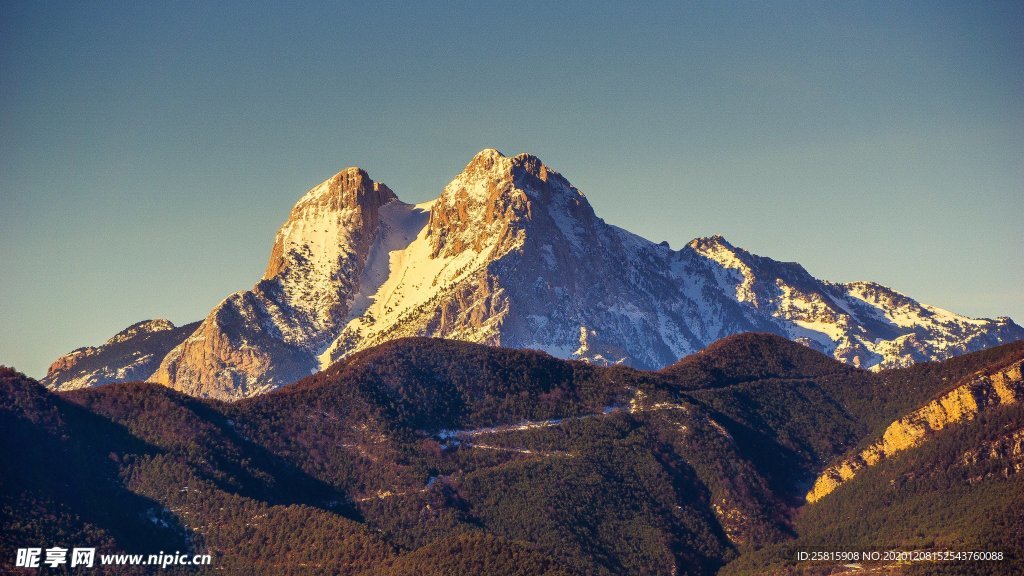 比利牛斯山