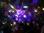 酒吧 夜场 舞台 唱歌 吃饭