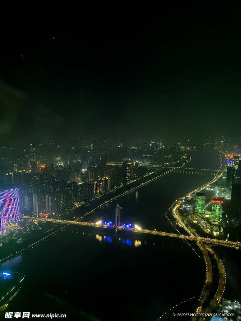 黑金城市 夜景 江景 建筑