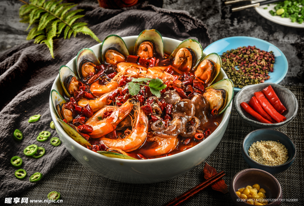 美食火爆龙虾