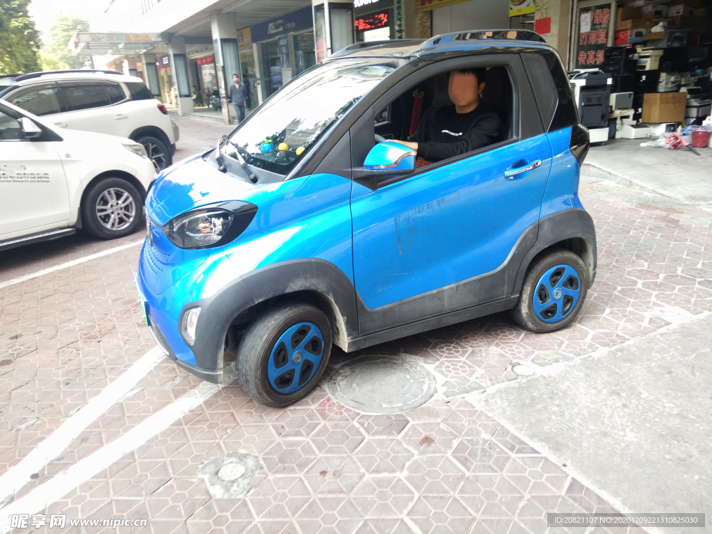 跑车