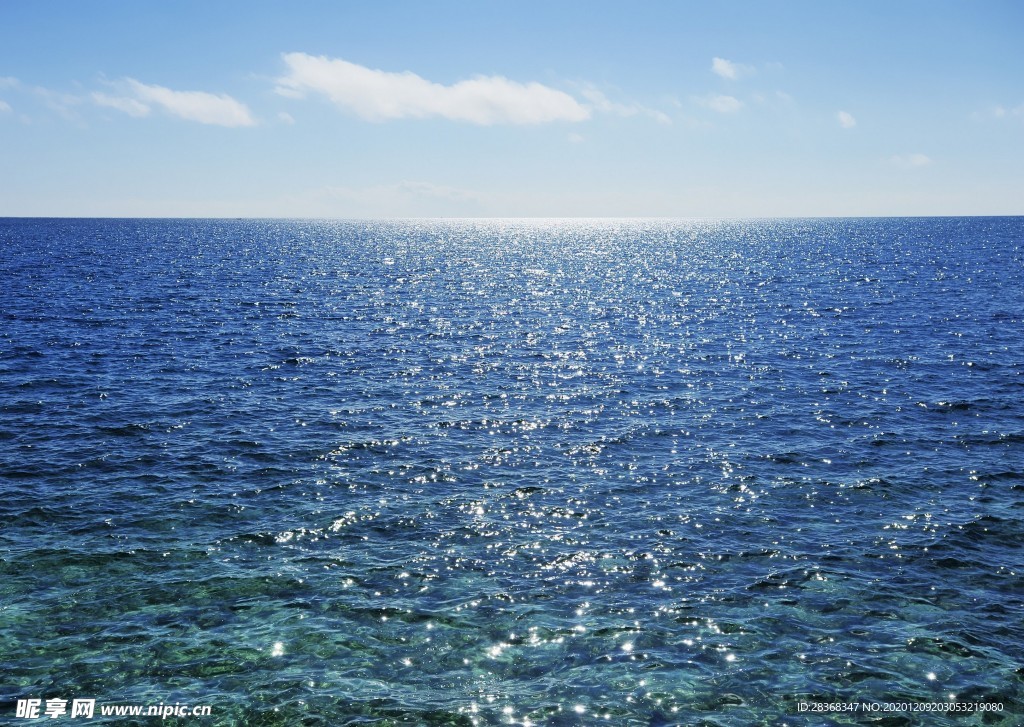 蓝天碧海风光