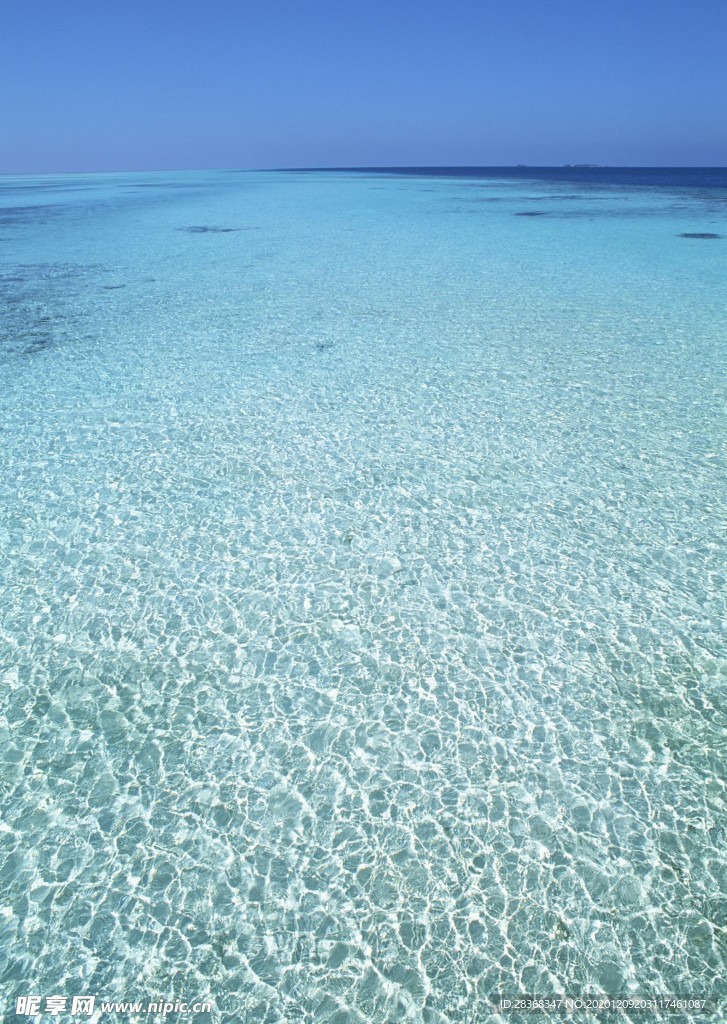 蓝天碧海风光