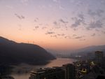 黄昏下的小山城