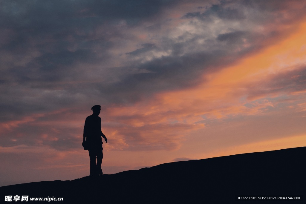 晚霞 夕阳 彩霞 人物