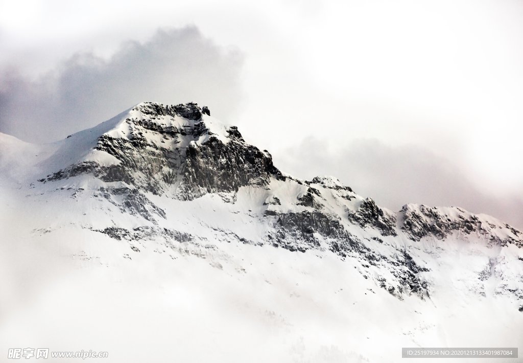 雪山