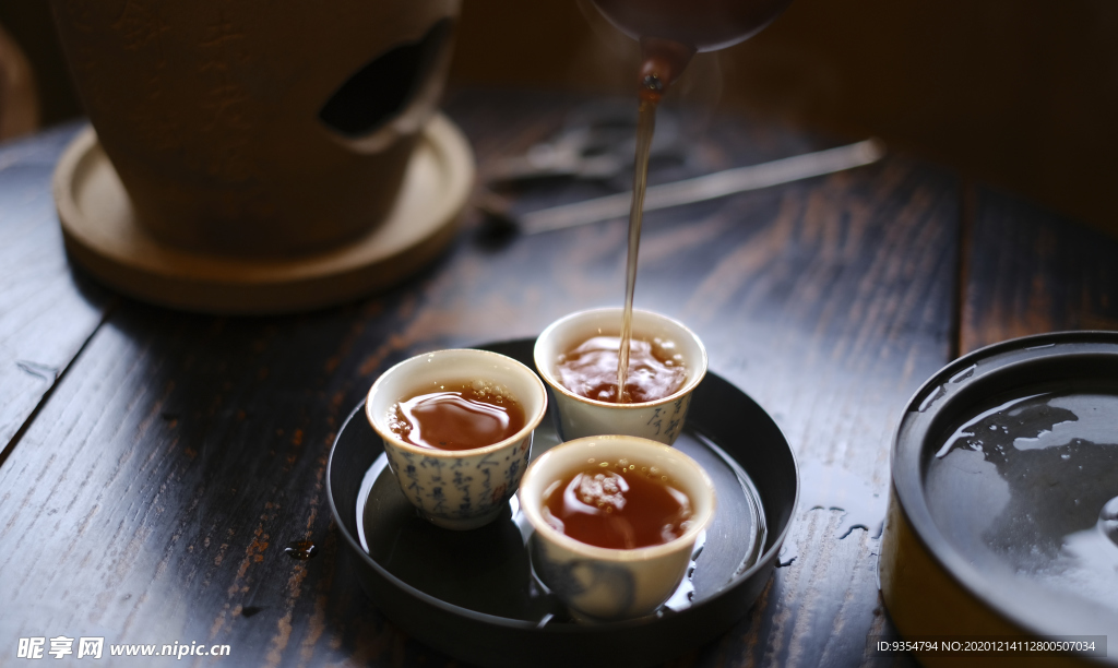 茶艺师泡茶