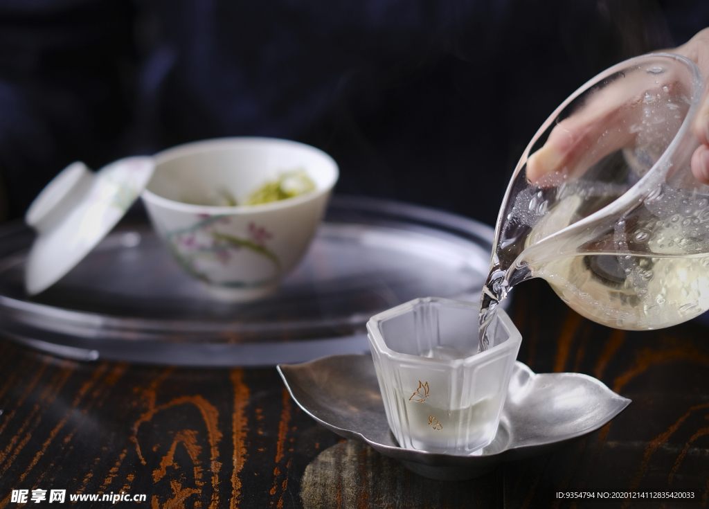 茶艺师泡茶