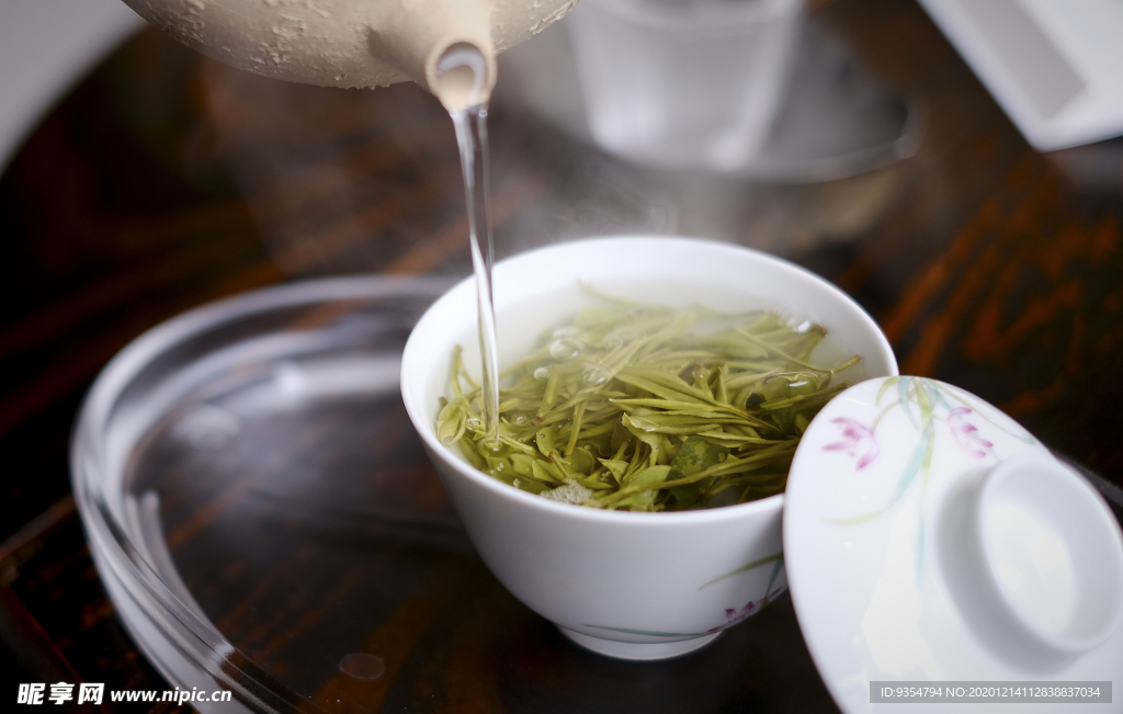 茶艺师泡茶