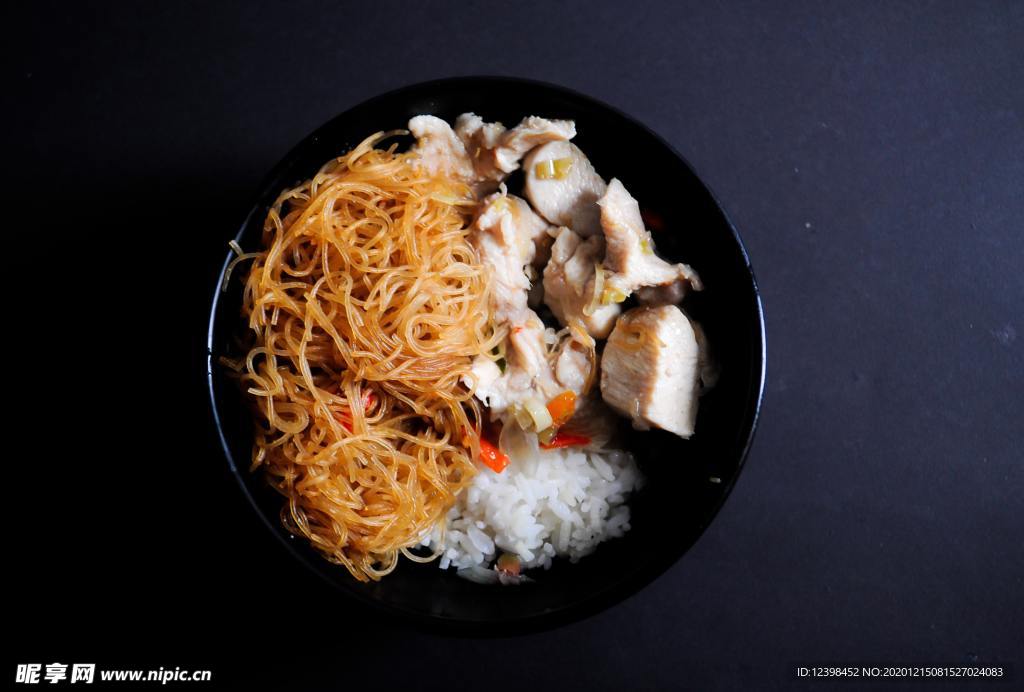 美味的面条