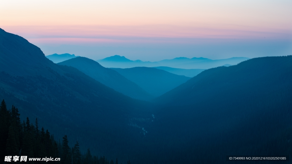 山峰