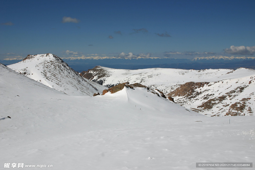 雪山