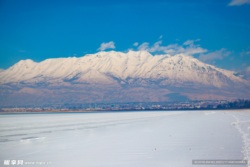 雪山