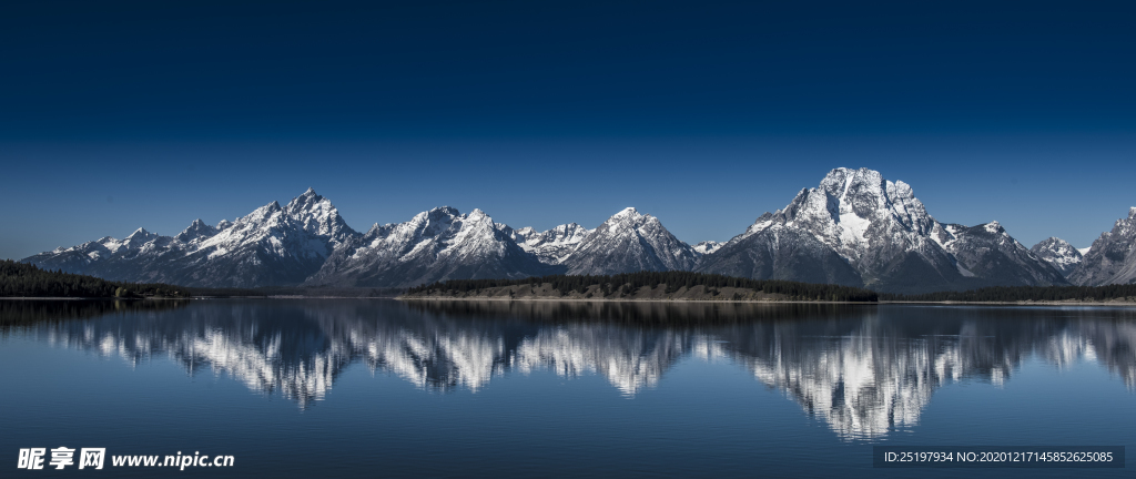 雪山