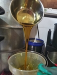 现打菜油作坊