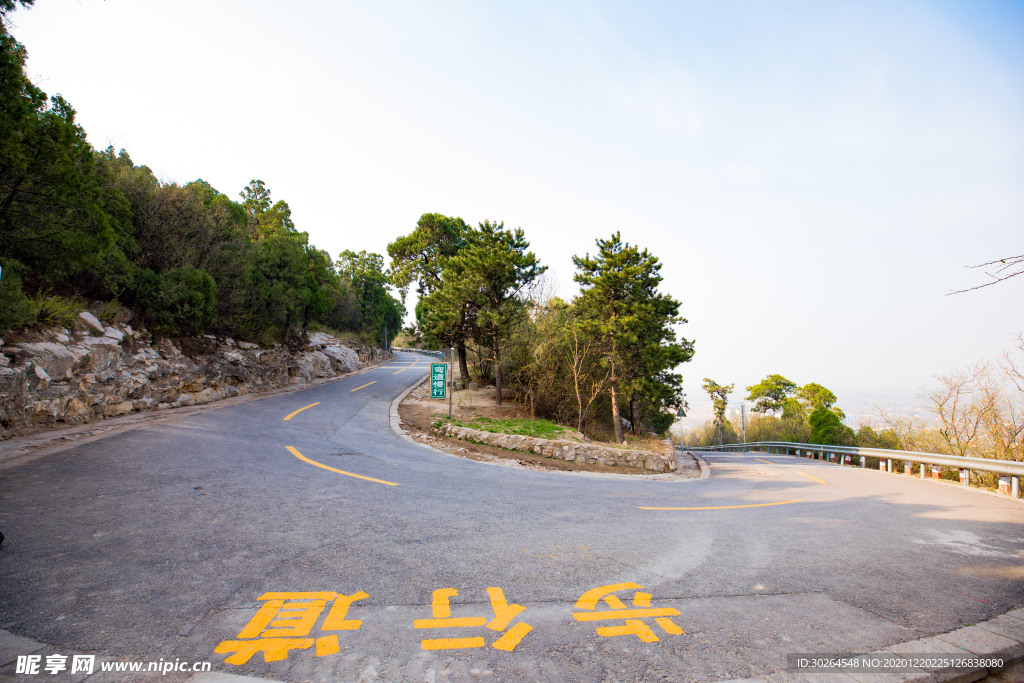 广胜寺盘山路