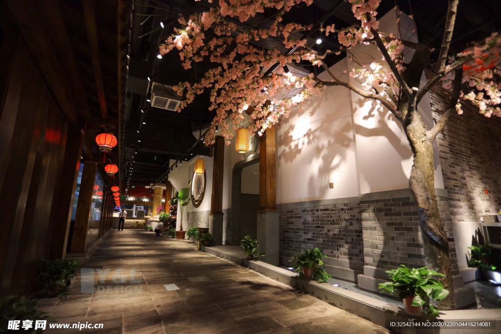 过道夜景