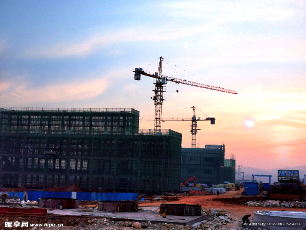 旭日东升建筑工地